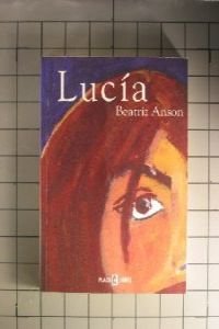 Imagen de archivo de Luci?a (Spanish Edition) a la venta por Wonder Book