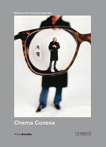 Stock image for Photobolsillo Chema Conesa (Biblioteca de Fotografos Espanoles) for sale by Hay-on-Wye Booksellers