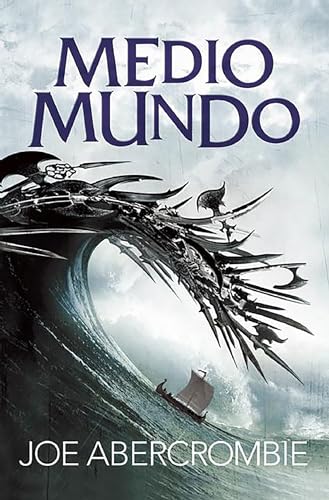 Stock image for Medio mundo / Half the World (El mar Quebrado / Shattered Sea) (Spanish Edition) for sale by GF Books, Inc.