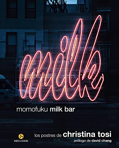 Stock image for MOMOFUKU MILK BAR for sale by KALAMO LIBROS, S.L.
