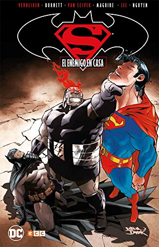 Stock image for SUPERMAN/BATMAN: EL ENEMIGO EN CASA for sale by Zilis Select Books