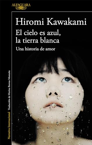 Beispielbild fr El cielo es azul, la tierra blanca /The Briefcase aka Strange Weather in Tokyo (Spanish Edition) zum Verkauf von -OnTimeBooks-