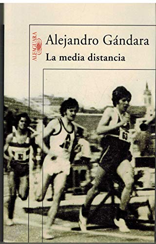 Stock image for LA MEDIA DISTANCIA for sale by Librera Rola Libros