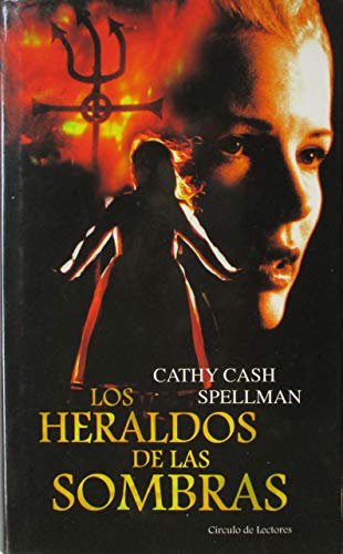 Imagen de archivo de LOS HERALDOS DE LAS SOMBRAS a la venta por Mercado de Libros usados de Benimaclet