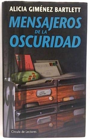 Stock image for Mensajeros de la oscuridad for sale by medimops