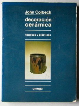 Imagen de archivo de DECORACION CERAMICA (FUERA DE CATALOGO) a la venta por Iridium_Books