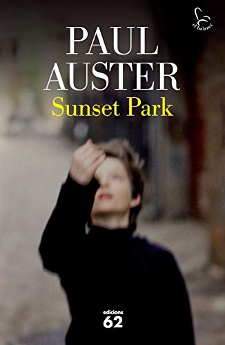 Stock image for Sunset Park (in Spanish) for sale by Book Dispensary