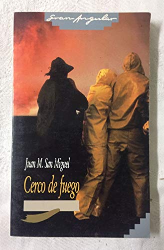Imagen de archivo de Cerco de fuego (Colección Gran Angular) a la venta por NOMBELA LIBROS USADOS