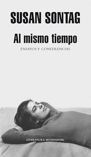 9788439720539: Al mismo tiempo: Ensayos y conferencias (Random House)