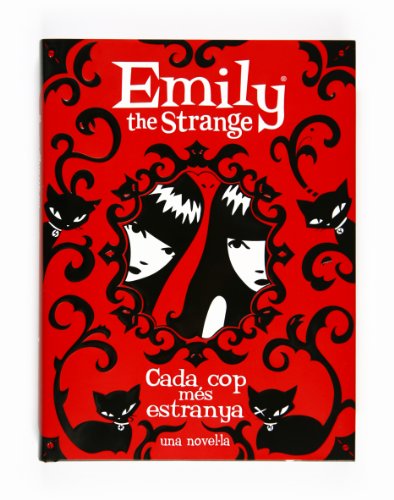 Stock image for Emily The Strange: Cada Cop Ms Estranya for sale by Hamelyn