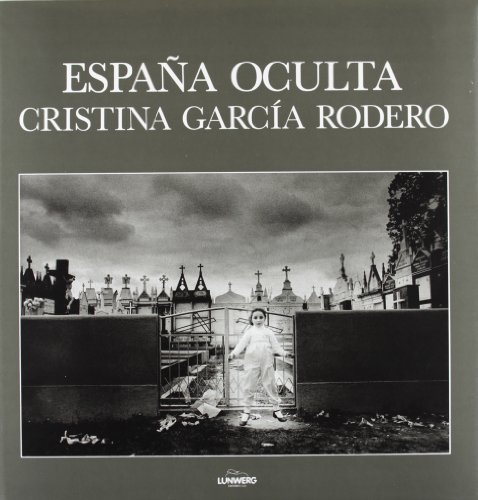 Imagen de archivo de Cristina Garca Rodero: Espaa Oculta a la venta por Iridium_Books