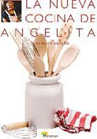 Stock image for La nueva cocina de Angelita for sale by Librera Cajn Desastre