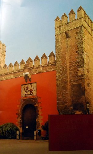 Imagen de archivo de El Alcazar Seville a la venta por Better World Books: West