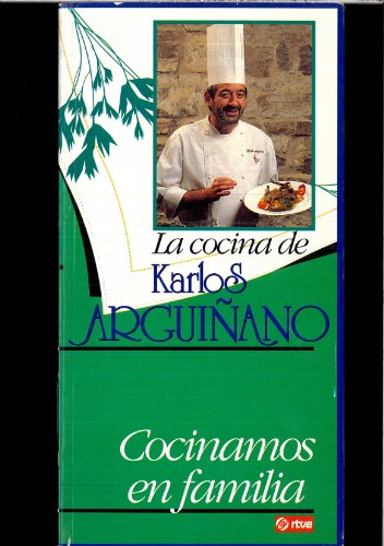 Imagen de archivo de Cocinamos en familia Arguiñano, Karlos a la venta por VANLIBER