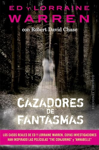 Beispielbild fr CAZADORES DE FANTASMAS zum Verkauf von KALAMO LIBROS, S.L.