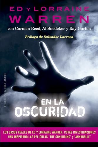 Stock image for EN LA OSCURIDAD for sale by KALAMO LIBROS, S.L.