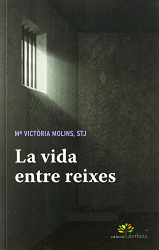 Stock image for La vida entre reixes for sale by AG Library