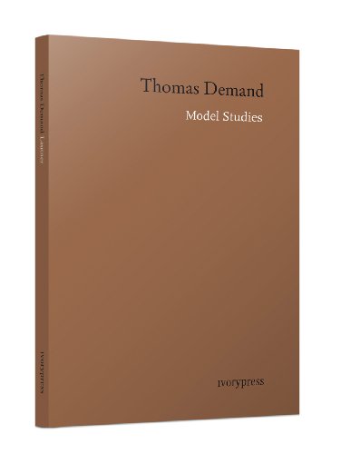 Beispielbild fr Thomas Demand: Model Studies zum Verkauf von Russian Hill Bookstore