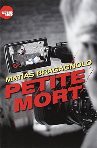 Imagen de archivo de Petite mort a la venta por Iridium_Books