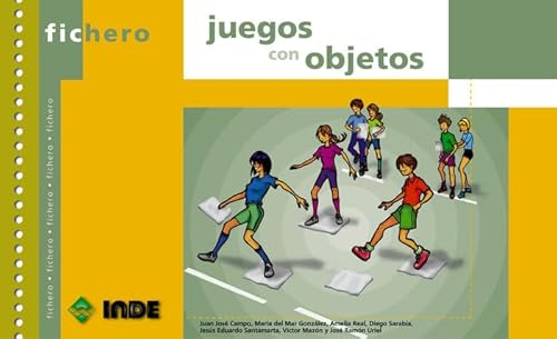 Imagen de archivo de Juegos con objetos a la venta por SoferBooks