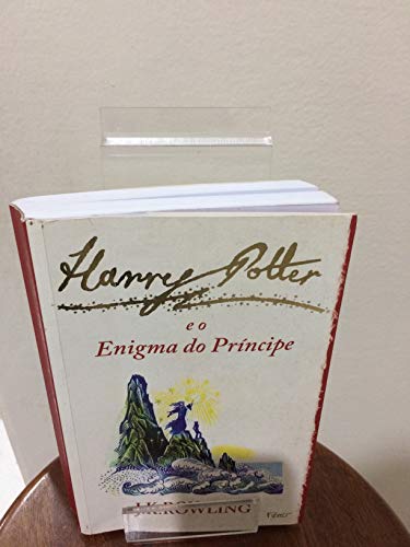 Stock image for livro harry potter e o enigma do principe jk rowling 2005 for sale by LibreriaElcosteo