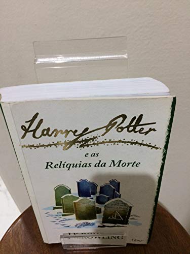 Stock image for livro harry potter e as reliquias da morte j k rowling 2007 for sale by LibreriaElcosteo