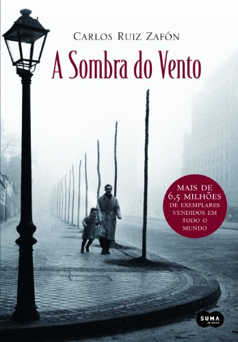Imagen de archivo de A Sombra Do Vento - The Shadow of the Wind - ( Portuguese ) a la venta por ThriftBooks-Atlanta