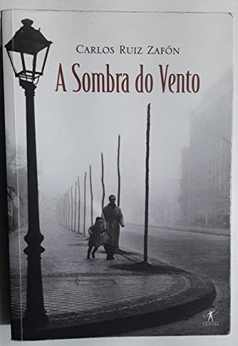 Stock image for Sombra do Vento, A for sale by ThriftBooks-Dallas