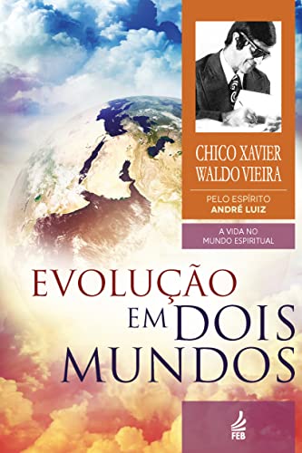Stock image for Evoluo em dois mundos for sale by a Livraria + Mondolibro