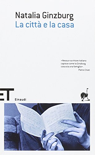 9788806181499: La citt e la casa (Einaudi tascabili. Scrittori)