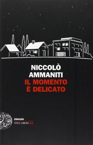 Imagen de archivo de Il momento e' delicato (Italian Edition) a la venta por ThriftBooks-Dallas