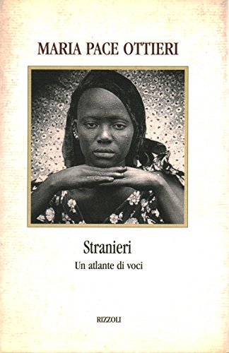 Beispielbild fr Stranieri: Un atlante di voci (Italian Edition) zum Verkauf von PAPER CAVALIER US