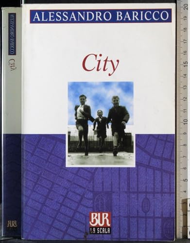 9788817865630: City (BUR La Scala)