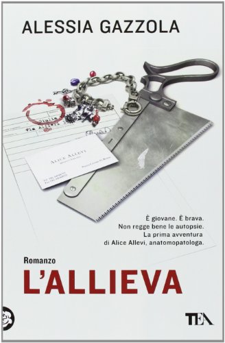 Stock image for L'allieva: Romanzo, Con Una Nota Dell'autrice for sale by Katsumi-san Co.