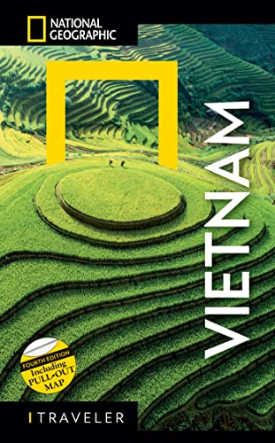 Beispielbild fr National Geographic Traveler Vietnam, 4th Edition zum Verkauf von Better World Books