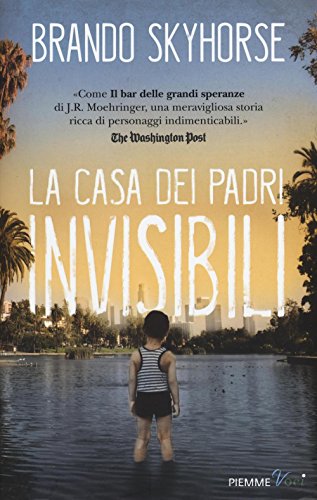 Stock image for La casa dei padri invisibili for sale by libreriauniversitaria.it