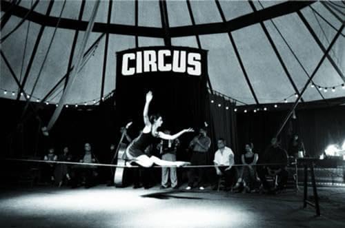 9788862083249: Circus. Ediz. italiana e inglese: Giuliano Plorutti (Fotografia)