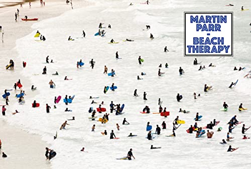 Beispielbild fr Martin Parr: Beach Therapy zum Verkauf von Better World Books