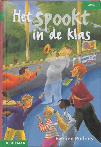 Stock image for Het spookt in de klas (Klavertje twee) for sale by WorldofBooks