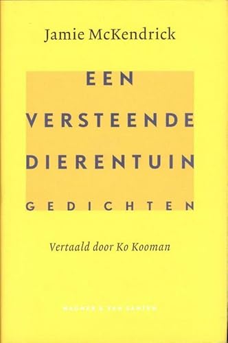 Beispielbild fr Een versteende dierentuin. Gedichten vertaald door Ko Kooman. zum Verkauf von Emile Kerssemakers ILAB