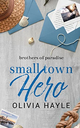 Beispielbild fr Small Town Hero zum Verkauf von SecondSale