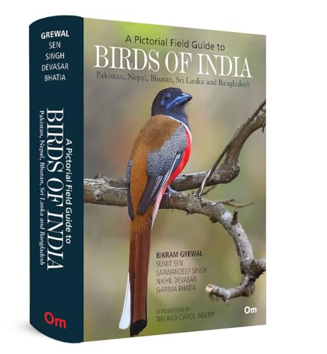 Beispielbild fr A Pictorial Field Guide to Birds of India, Pakistan, Nepal, Bhutan, Sri Lanka and Bangladesh zum Verkauf von Vedams eBooks (P) Ltd