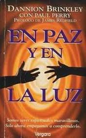 Beispielbild fr en paz y en la luz dannion brinkley con paul perry 1996 zum Verkauf von LibreriaElcosteo