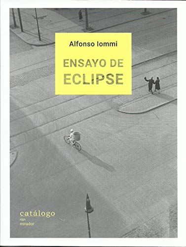 Imagen de archivo de Ensayo de eclipse a la venta por AG Library