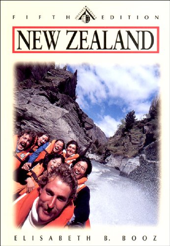 Imagen de archivo de New Zealand: Snowy Peaks to Ocean Deeps (Odyssey New Zealand) (ODYSSEY GUIDES NEW ZEALAND) a la venta por HPB Inc.
