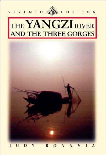 Beispielbild fr Yangzi River: The Yangtze and the Three Gorges From Source to Sea zum Verkauf von WorldofBooks