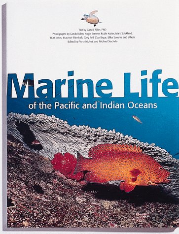 Stock image for Marine Life of the Pacific & Indian Oceans: A Periplus Nature Guide for sale by Wonder Book