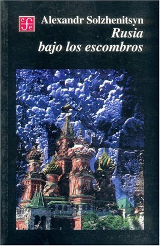 Beispielbild fr Rusia bajo los escombros (Spanish Edition) zum Verkauf von GF Books, Inc.