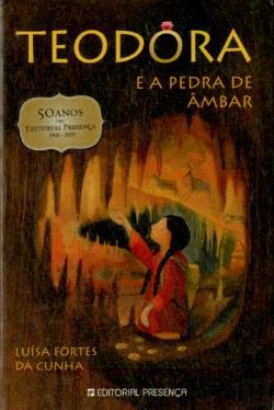 Beispielbild fr Teodora e a Pedra de mbar (Portuguese Edition) [Paperback] Lusa Fortes da Cunha zum Verkauf von medimops