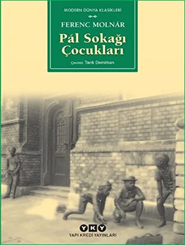 Stock image for Pal Sokagi Cocuklari (Kucuk Boy) (Turkish Edition) for sale by Front Cover Books